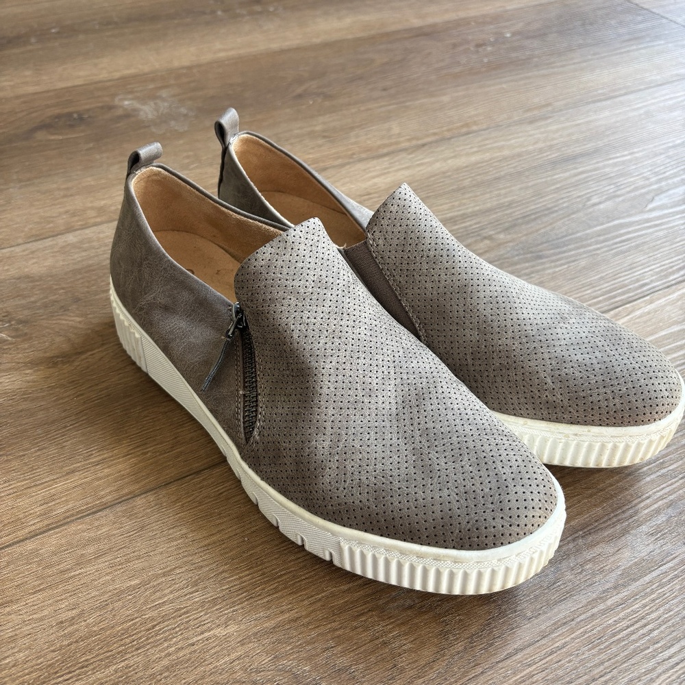 SOUL NATURALIZER SHOES